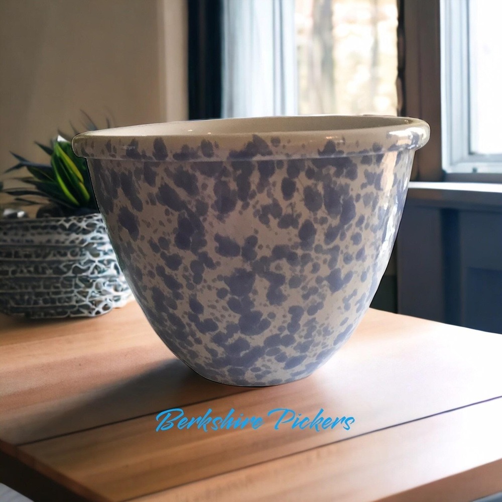 Bennington Potters Blue sponge/Spatter Pottery Mixing Bowl 1877 7"tall x 9" diam